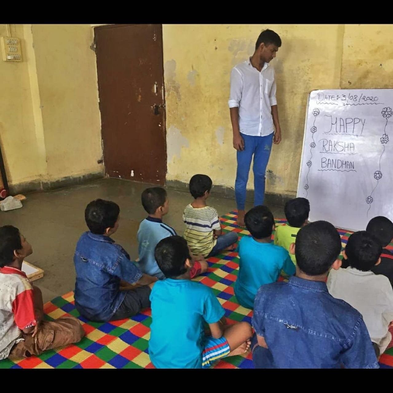 Volunteer Image.jpg